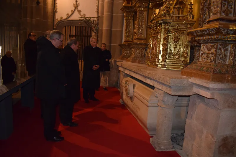 Los obispos de Castilla y León visitan la catedral de Palencia