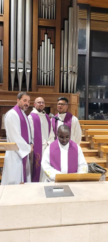El obispo de Zamora peregrina a Fátima con el grupo de curas jóvenes