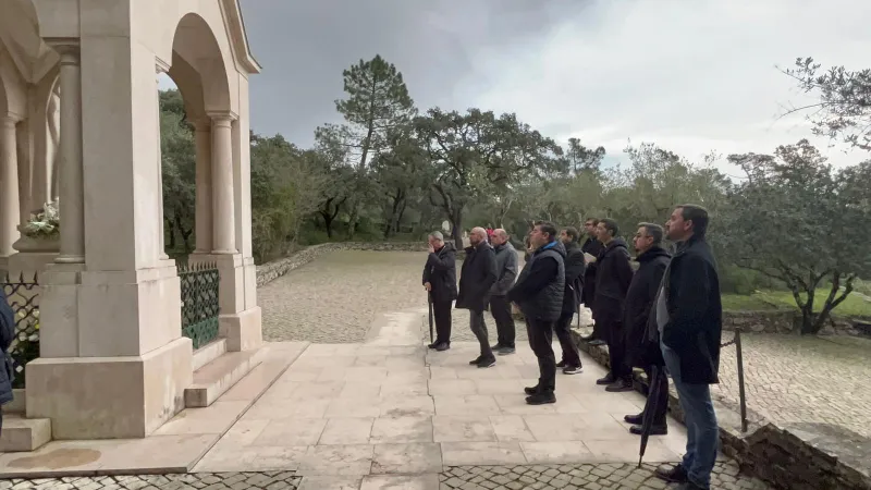 El obispo de Zamora peregrina a Fátima con el grupo de curas jóvenes