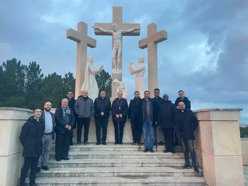 El obispo de Zamora peregrina a Fátima con el grupo de curas jóvenes