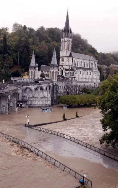 Tremendas inundaciones que ha sufrido Lourdes el pasado fin de semana