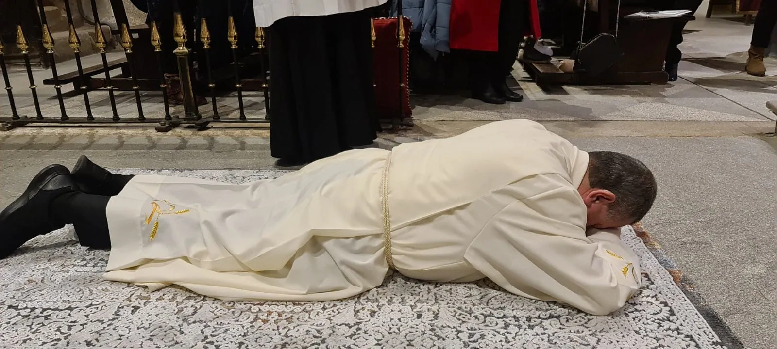 Zamora vive un día histórico con la ordenación de su primer diácono permanente