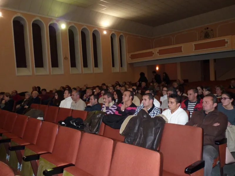 25 aniversario de Proyecto Hombre. Mesa redonda "Los orígenes de Proyecto Hombre. Ayer y hoy"