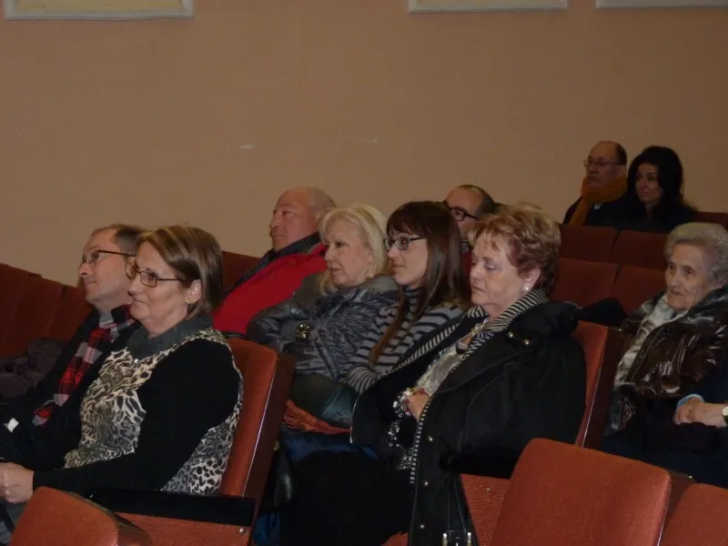 25 aniversario de Proyecto Hombre. Mesa redonda "Los orígenes de Proyecto Hombre. Ayer y hoy"