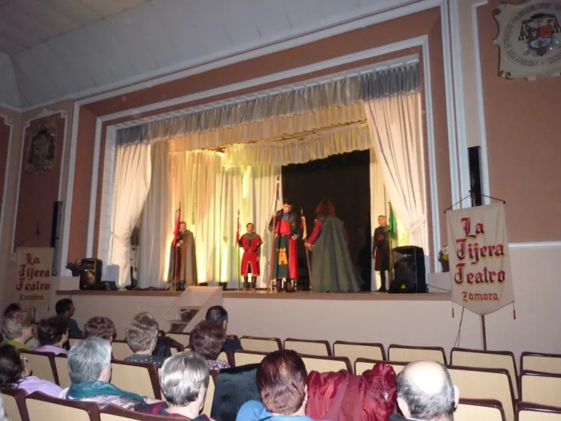 La Tijera representa "El Cerco de Zamora" en el XXV aniversario de Proyecto Hombre