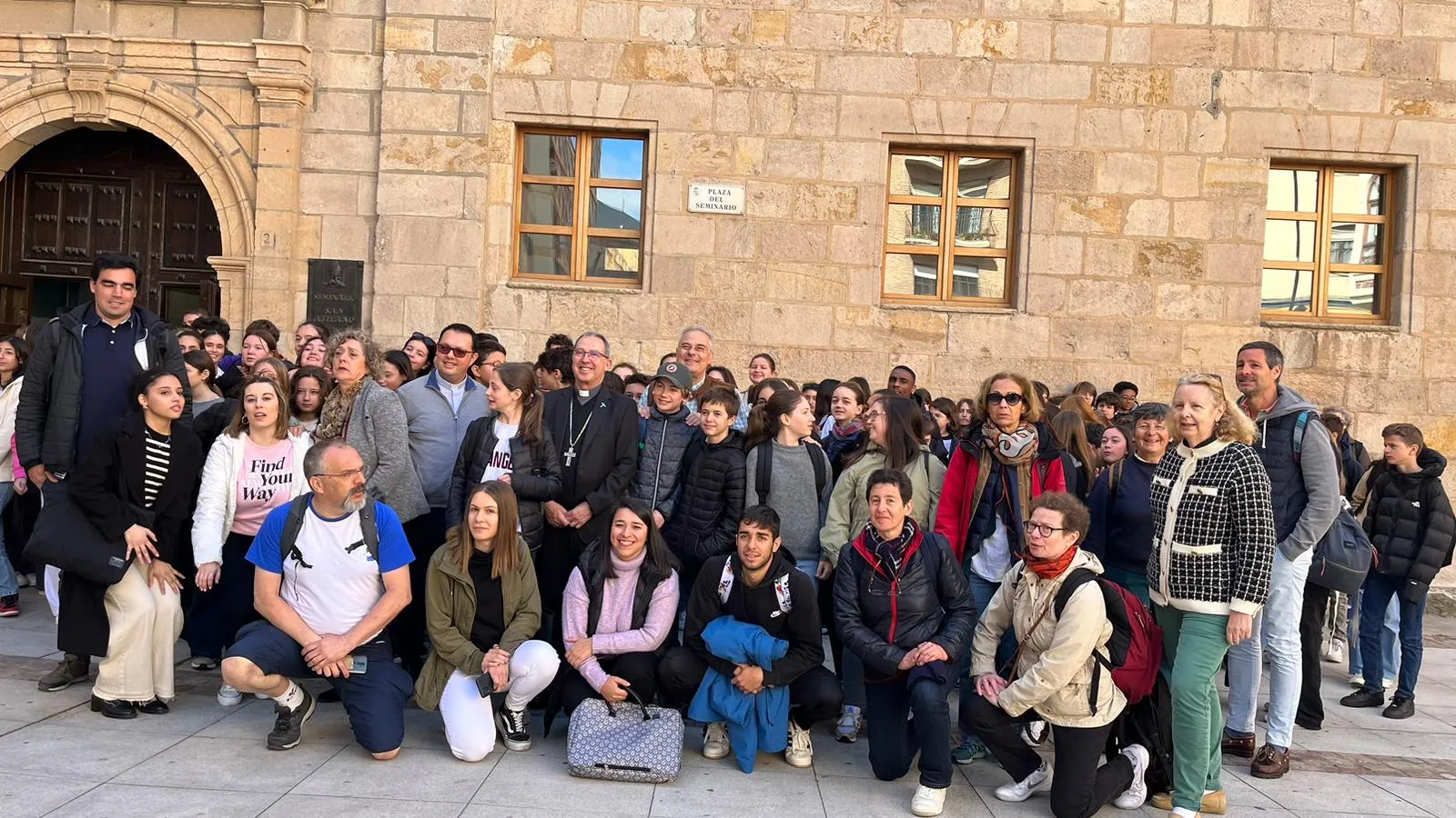 Más de un centenar de adolescentes franceses perfeccionan el español en el Seminario