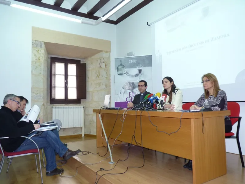 Rueda de Prensa