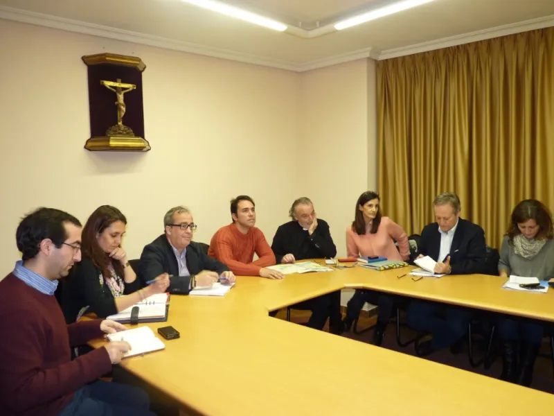 Reunión entre TVE y la Junta Pro Semana