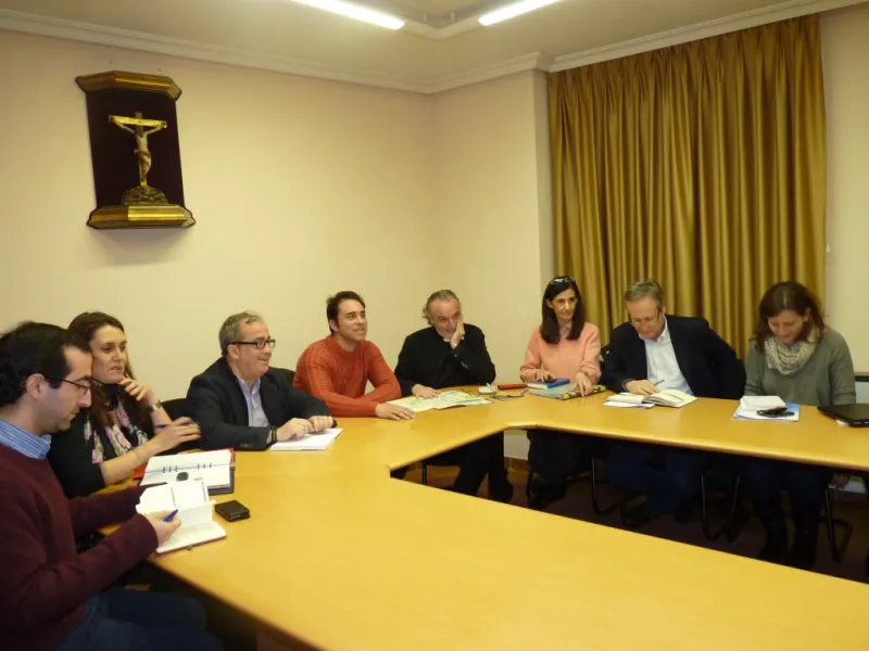 Reunión entre TVE y la Junta Pro Semana