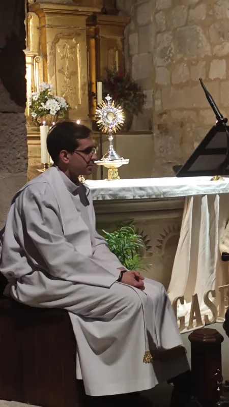 Vigilia de oración por las vocaciones y vocaciones nativas