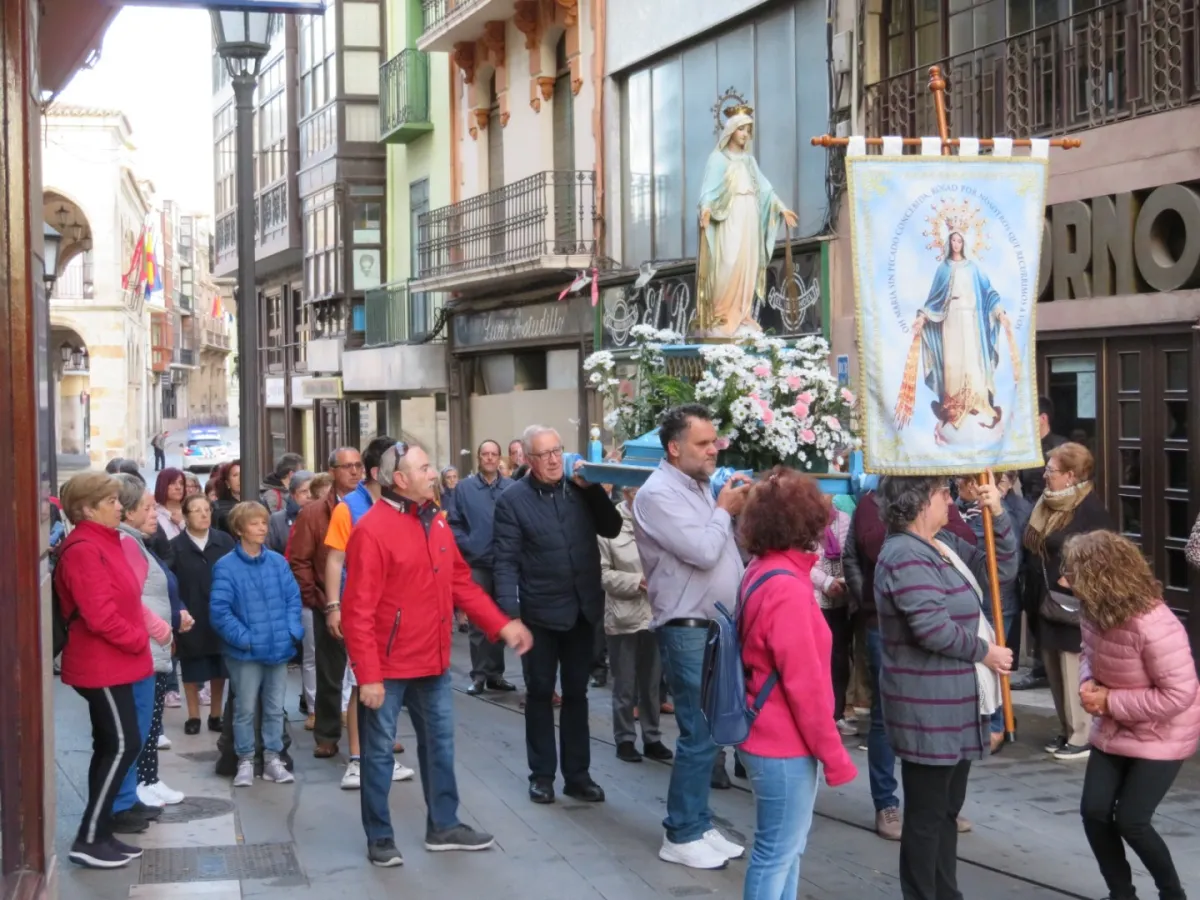 Caminamos con María, Reina de La Paz