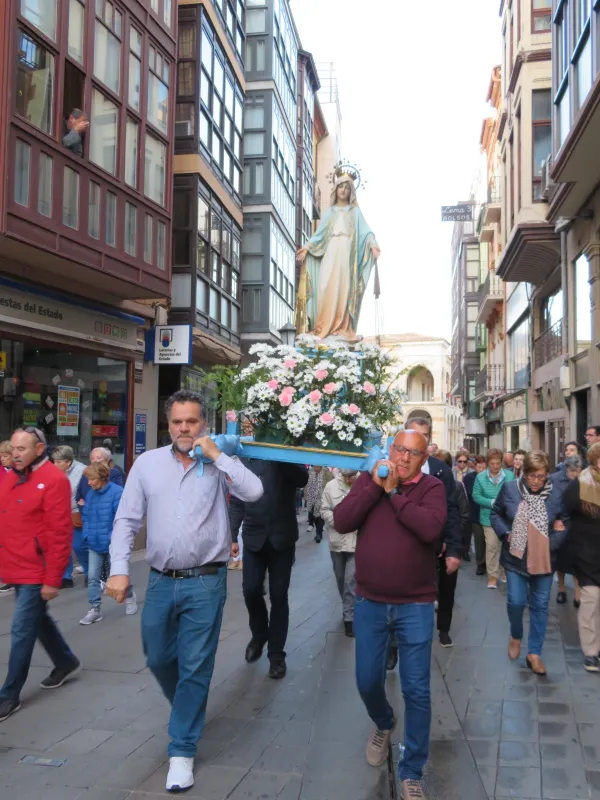 Caminamos con María, Reina de La Paz