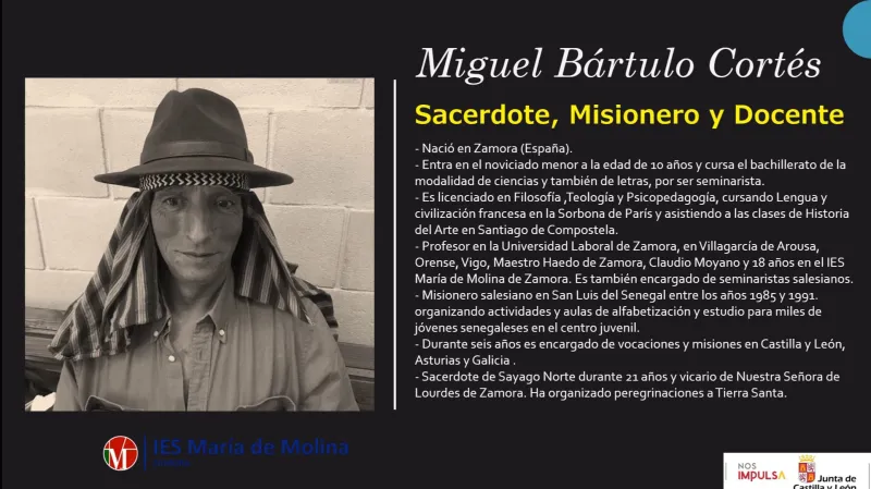 Dos profesores de religión en la Biblioteca Humana del IES "María de Molina"