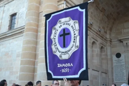 Procesión de Nuestra Madre coronada