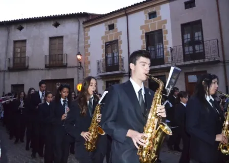 Procesión de Nuestra Madre coronada