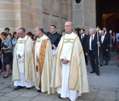 Procesión de Nuestra Madre coronada