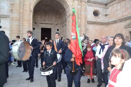 Procesión de Nuestra Madre coronada