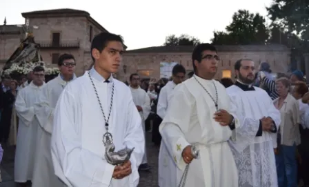 Procesión de Nuestra Madre coronada