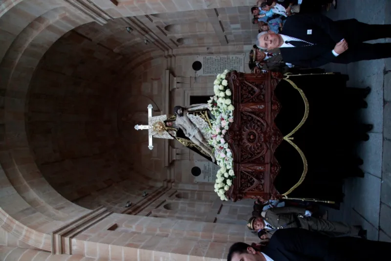 Procesión de Nuestra Madre coronada