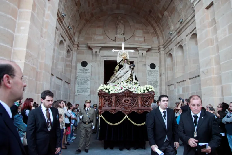 Procesión de Nuestra Madre coronada