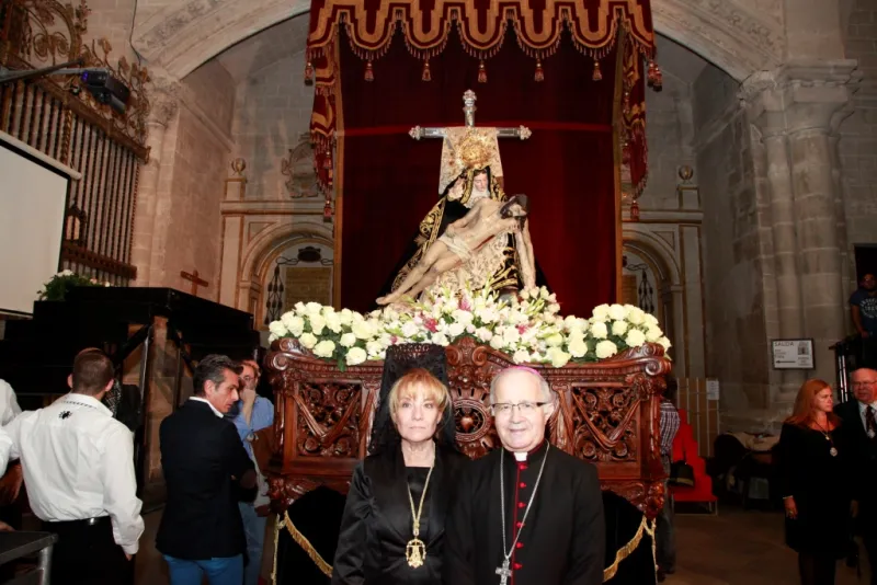 Procesión de Nuestra Madre coronada