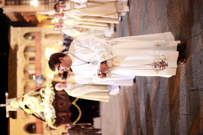 Procesión de Nuestra Madre coronada