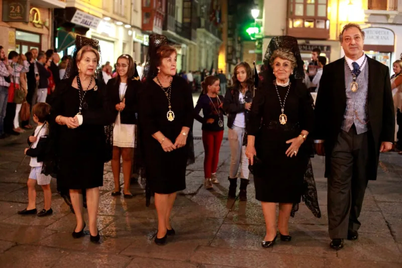 Procesión de Nuestra Madre coronada