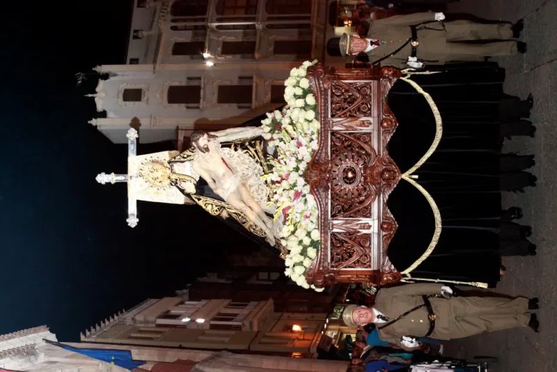 Procesión de Nuestra Madre coronada