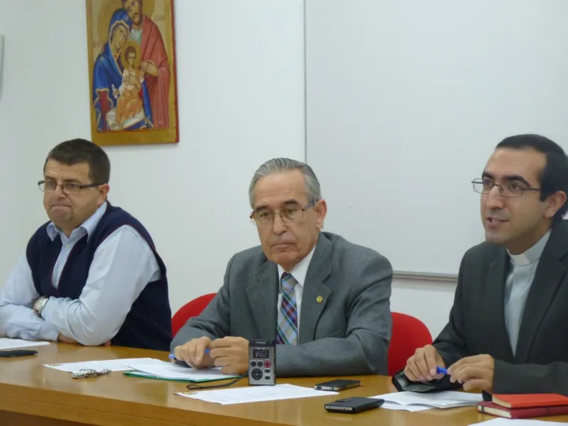 Charla de Antonio Rojas