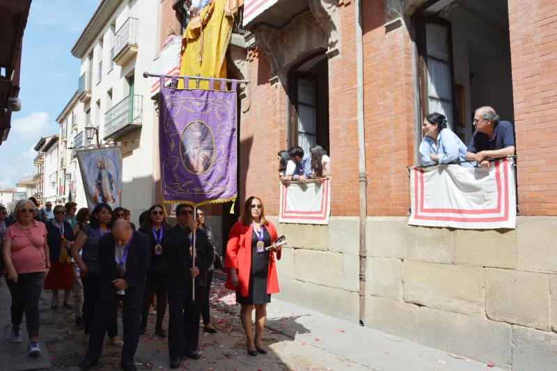 Un Corpus que dejó pequeña la Catedral
