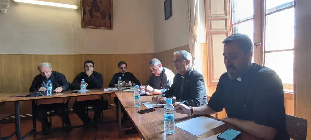 Reunión del Consejo Presbiteral en el antiguo convento de las Marinas