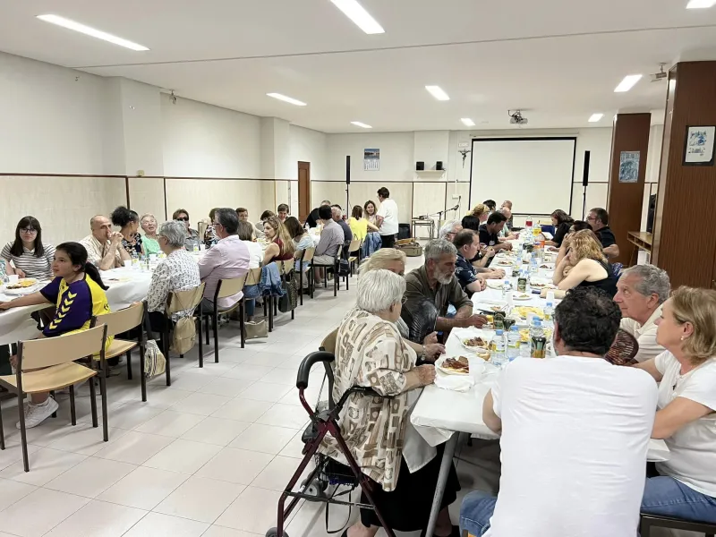 El venezolano Gerson ameniza el final del curso pastoral en la parroquia de San José Obrero