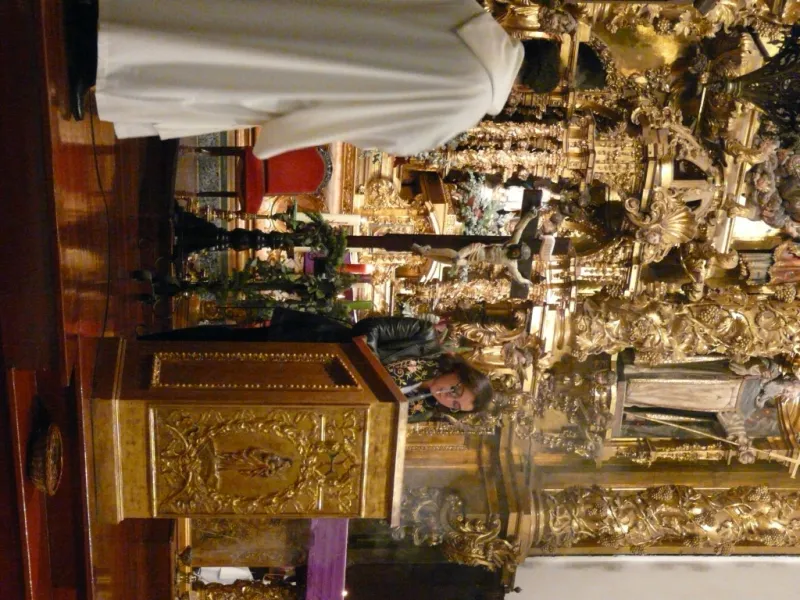 El obispo preside la vigilia de la Inmaculada en la iglesia de San Torcuato