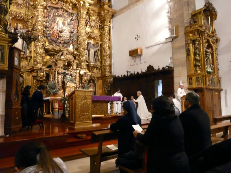El obispo preside la vigilia de la Inmaculada en la iglesia de San Tor