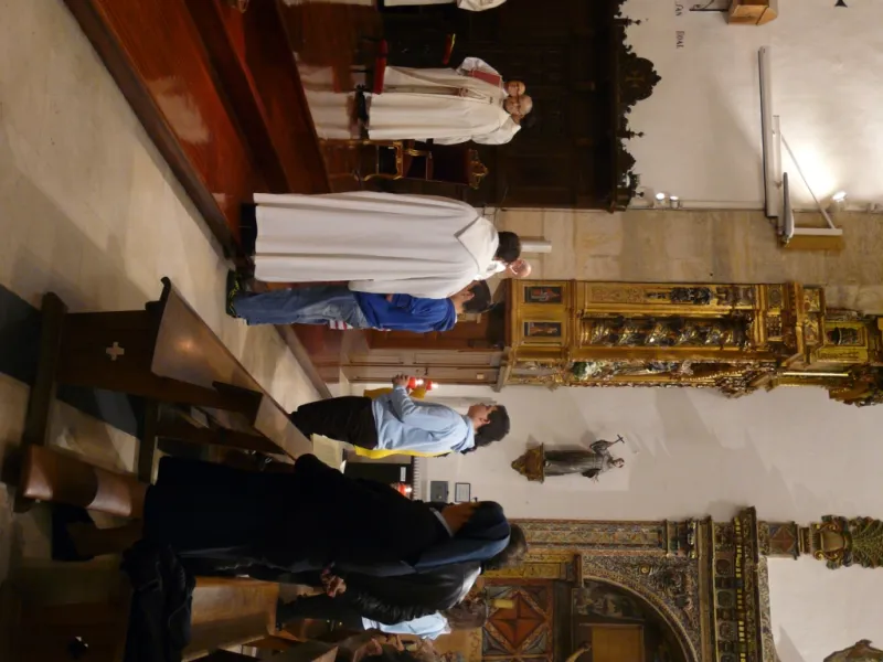 El obispo preside la vigilia de la Inmaculada en la iglesia de San Torcuato