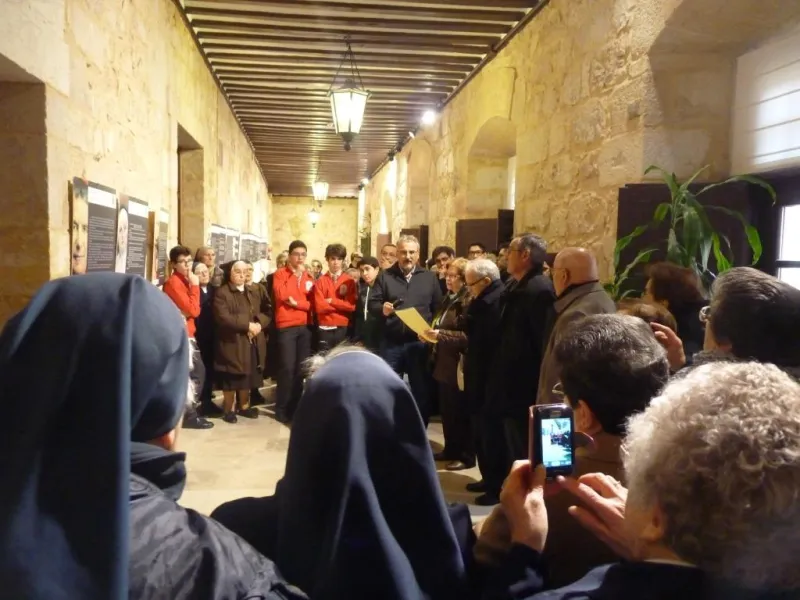 Inauguración de la exposición de CONFER