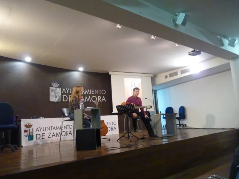 Presentación del CD "Juntos Andemos" y la revista "Estar" con motivo del V Centenario de Santa Teres