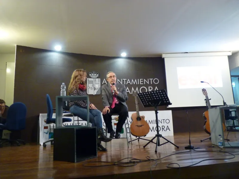 Presentación del CD "Juntos Andemos" y la revista "Estar" con motivo del V Centenario de Santa Teres