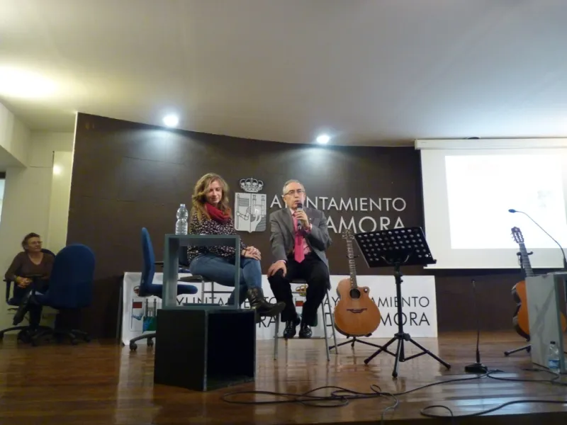 Presentación del CD "Juntos Andemos" y la revista "Estar" con motivo del V Centenario de Santa Teres