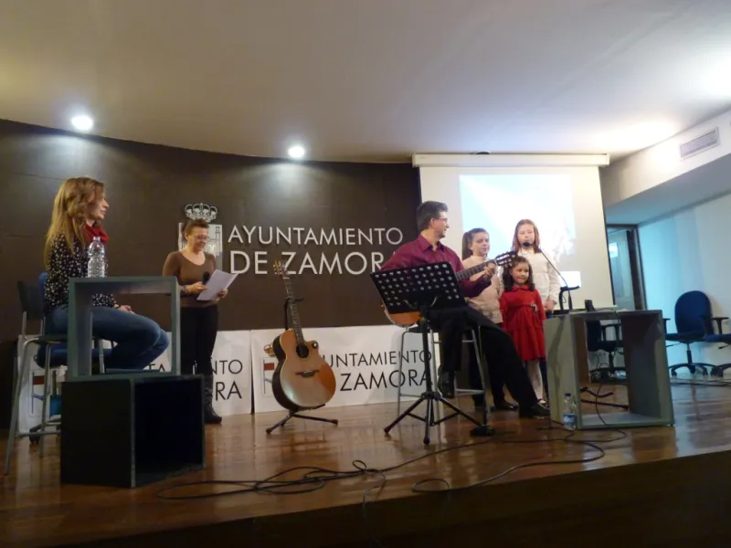 Presentación del CD "Juntos Andemos" y la revista "Estar" con motivo del V Centenario de Santa Teres