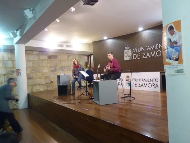 Presentación del CD "Juntos Andemos" y la revista "Estar" con motivo del V Centenario de Santa Teres