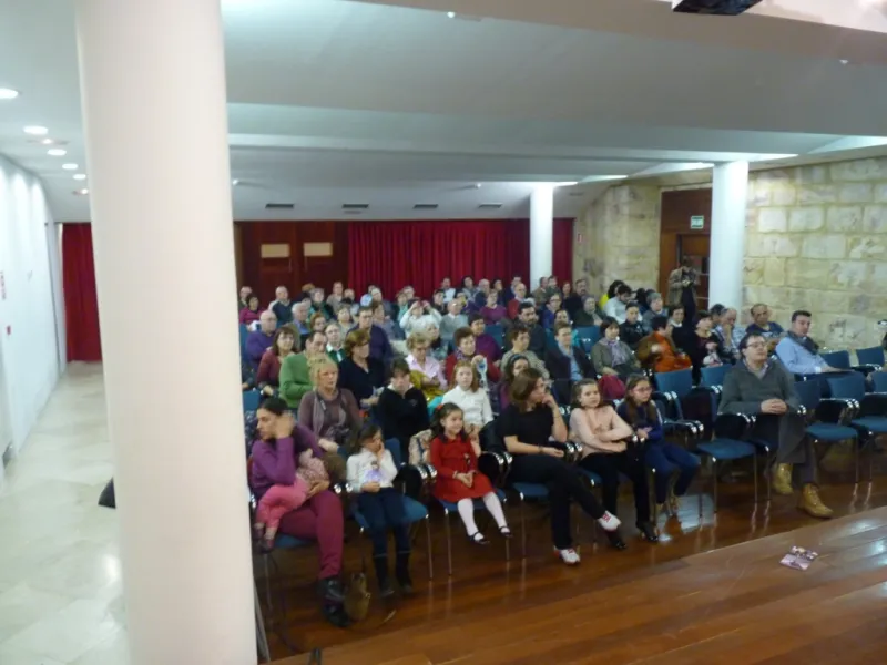 Presentación del CD "Juntos Andemos" y la revista "Estar" con motivo del V Centenario de Santa Teres