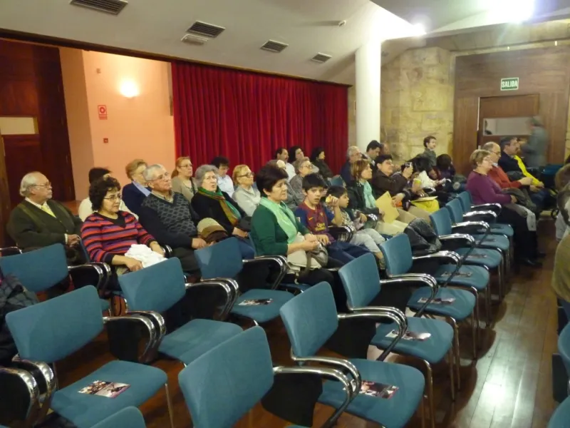 Presentación del CD "Juntos Andemos" y la revista "Estar" con motivo del V Centenario de Santa Teres