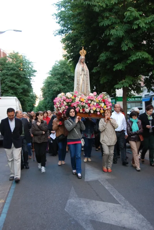 Rosario de la Aurora