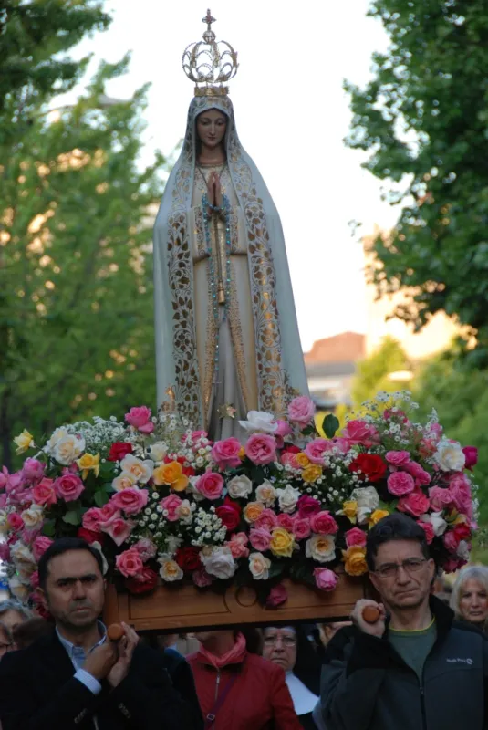 Rosario de la Aurora