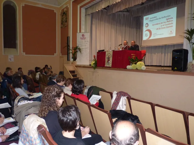 Conferencia de Sebastián Mora