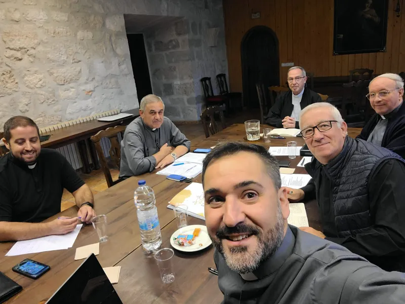 El equipo de gobierno programa el curso pastoral en el Monasterio de San Isidro de Dueñas