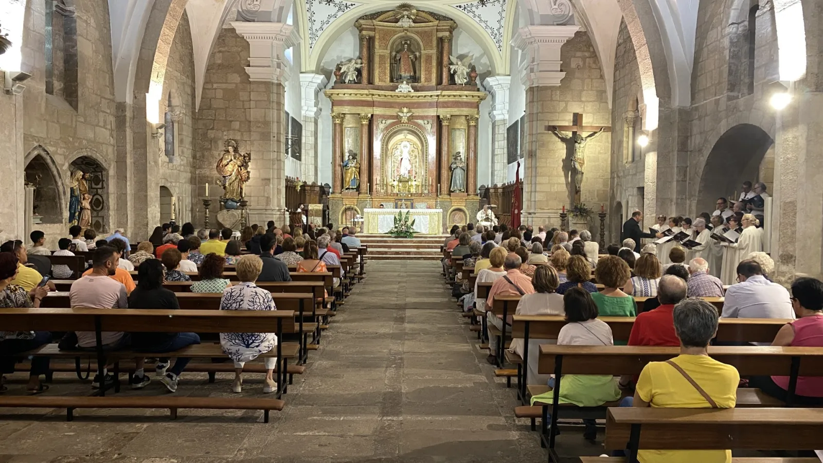 Misa mayor en honor a la Virgen de la Concha