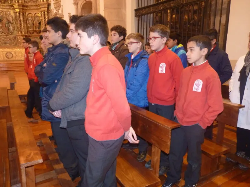 Alumnos del Seminario y Siervas de San José