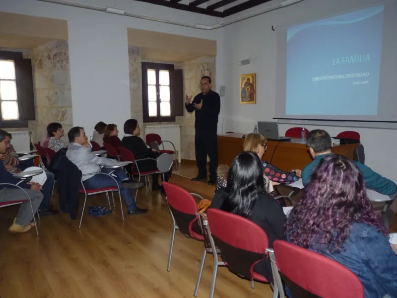 Charla sobre el objetivo pastoral diocesano: La familia